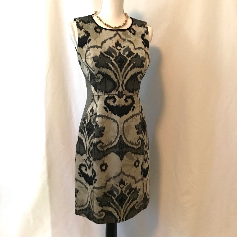Elie Tahari Size 6 Fitted Sheath Dress-work attire